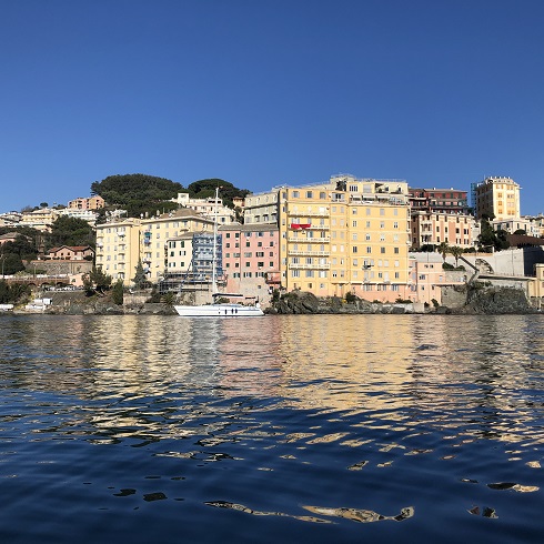 Blick am Meer Genova Pegli : Apartments mit Meerblick, eingerichtet für touristische und geschäftliche Zwecke in Genua Pegli, Ligurien, Italien